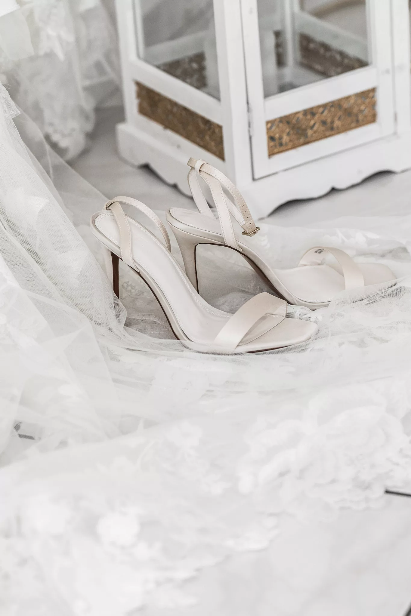 kirliche-hochzeit-in-der-schweiz-hochzeitsfotografie-denizsari-hochzeitsfotograf-basel-freiburg-kirche-hochzeit-.jpg