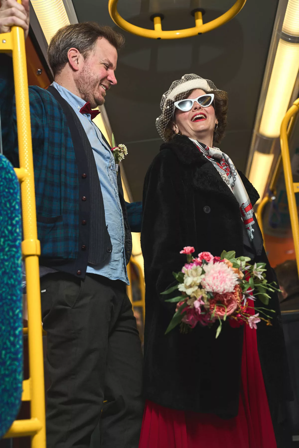 Deniz-sari-fotografie-hochzeit-hochzeitsfoto_frankfurt am main - u bahn fotos Hochzeit in Frankfurt am Main – Trausaal Römer im historischen Rathaus Hochzeit in Frankfurt am Main – Trausaal Römer im historischen Rathaus-deniz sari fotografie hochzeit